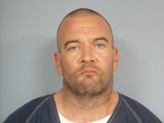 Mugshot of PARRIOTT, STEVEN J 